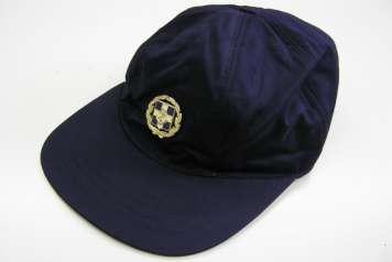 5 3.2 Τα καπέλα της 1 ανήκουν στην κλάση (Group Class) 8405 Outwear men s, κατά NATO ACodP-2/3. 3.3 Ο κωδικός των καπέλων της 1, κατά CPV, σύμφωνα με το Κανονισμό 2.1.2 είναι: 18443320-5 (Στρατιωτικά τζόκεϊ).