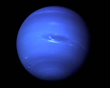 Neptun je dosad posjetila jedna letjelica, i to Voyager 2, koji je na putu prema vanjskim dijelovima Sunčeva sustava prošao pokraj Urana i Neptuna i poslao nam dosad jedine slike tih planeta i