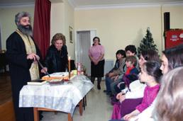 σ. καί Εὐεργετῶν τοῦ Μαλλιοπουλείου Ἱδρύματος τελέσθηκε στίς 2 Φεβρουαρίου, ἑορτή τῆς Ὑπαπαντῆς καί ἑορτή τῆς Μητέρας γιά τήν Ἐκκλησία μας στόν ἐνοριακό μας Ναό.
