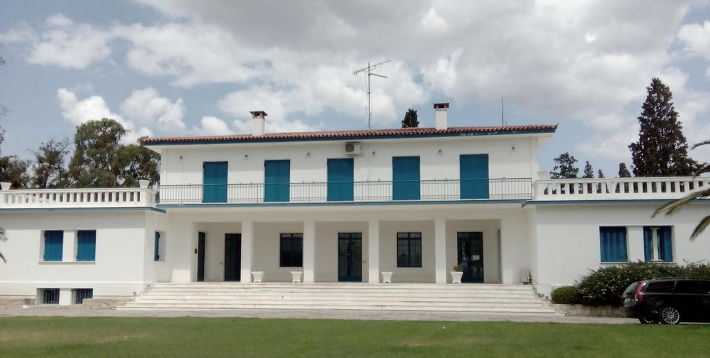 Σο κτίριο της Α.Ε.ΔΙ.Κ. στα Ίσθμια όπως είναι σήμερα.