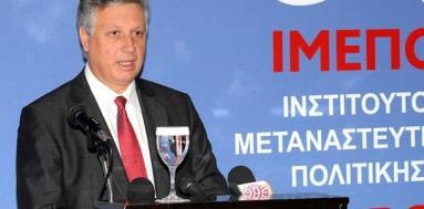Άποψη για το φαινόμενο του ρατσισμού Opinion for racism Ο ρατσισμός/ρατσιστική βία είναι ένα φαινόμενο αρκετά διαδεδομένο στη χώρα Racism is a widespread phenomenon in the country Δικαιολογημένο στη