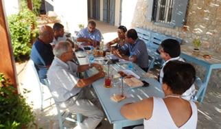 ζητήματα, το ωράριο καταστημάτων και την ανεργία σελ. 3 σελ.
