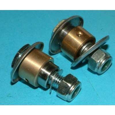 Scheinwerfer (Klemme 61 ) 085 854 505 180,00 Kettenkastenunterteil Spezial-/Supermax 086 881 007 Leitung: Scheinwerfer-Horn L=670 mm B 1 DIN 72 551 085 854 601 Steckglied 086 881 008 Leitung: