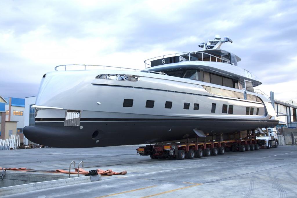 To GTT 115 Superyacht ταξίδεψε μέχρι το λιμάνι του Βιαρέτζιο που βρίσκεται στην περιοχή της Τοσκάνης και από εκεί θα ταξιδέψει στο Μονακό για να πάρει μέρος στην μεγάλη έκθεση των γιοτ.