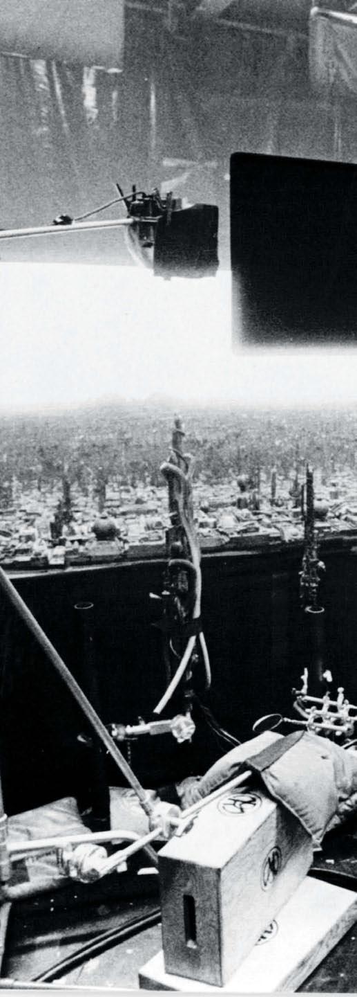 «Blade Runner» στην αιωνιότητα Μια κατάδυση στον μύθο της σπουδαίας αλλά σκανδαλωδώς προβληματικής ταινίας του Ρίντλεϊ Σκοτ, με αφορμή την επικείμενη πρεμιέρα της κινηματογραφικής συνέχειάς