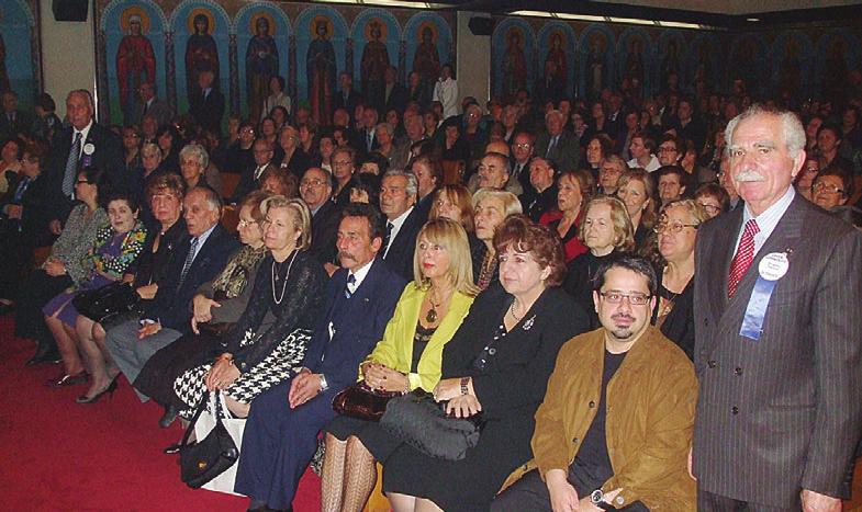 Τη Βυζαντινή χορωδία της Ι. Μητροπόλεως διηύθυνε ο π. Απόστολος Δράκος. Πριν από το τέλος του Εσπερινού, ο Θεοφιλέστατος κ.