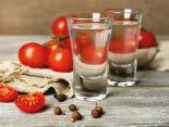 Οίνος λευκός, ξηρός 187 ml 0,75 Χυµοί Ούζο ΜΕΤΑ Χυµός φυσικός πορτοκάλι 1 lt 0,68 Χυµός φυσικός ανανά 1 lt 0,80 Χυµός φρουτοποτό λεµόνι 1 lt 0,60 Χυµός φρουτοποτό βύσσινο 1 lt 0,72 ΟΥΖΟ