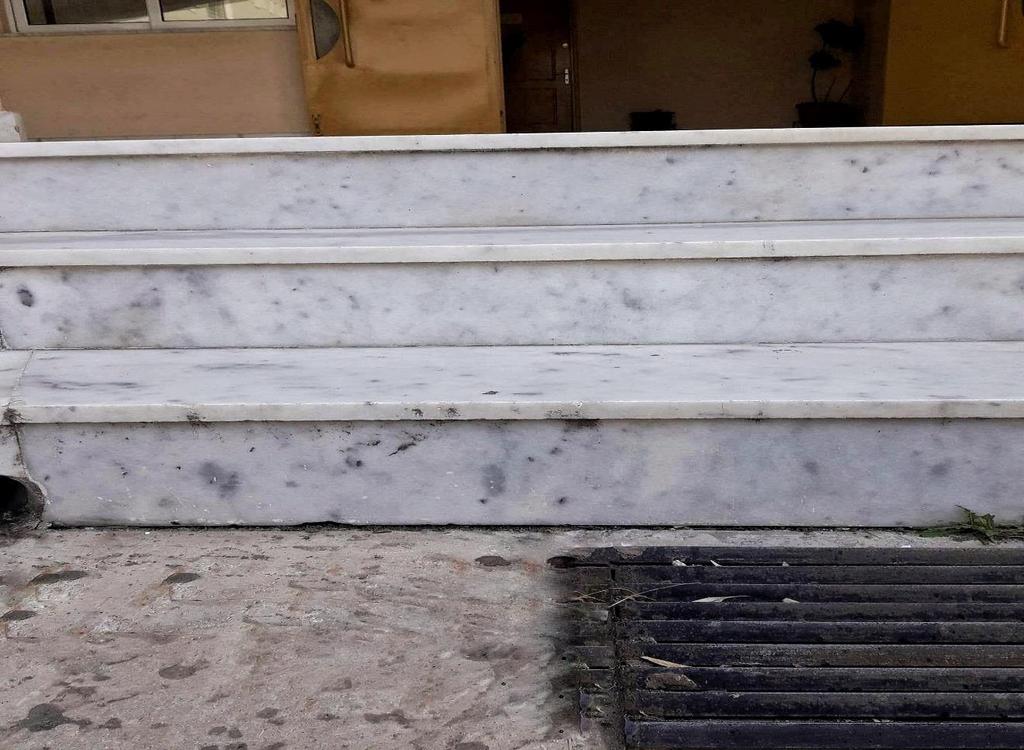 Ѻ Οι χώροι διαλλείματος και παιχνιδιού πρέπει να διακρίνονται εύκολα και να μην παρεμβάλλονται εμπόδια.