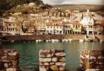 Δυνατότητα υπαγωγής έχουν όλοι οι οφειλέτες προς τους Δήμους και τα Νομικά Πρόσωπα ενώ οι αιτήσεις υποβάλλονται το αργότερο έως 30.11.2017. Συγκεκριμένα: Α.