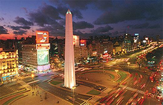 2η ΗΜΕΡΑ: ΜΠΟΥΕΝΟΣ ΑΪΡΕΣ (ΞΕΝΑΓΗΣΗ, ΕΚΔΡΟΜΗ ΣΤΟ ΔΕΛΤΑ ΤΟΥ ΤΙΓΚΡΕ) Άφιξη στο Μπουένος Άιρες και ξενάγηση της πόλης, κατά τη διάρκεια της οποίας θα δούμε το Προεδρικό Μέγαρο (Κάσα Ροσάδα) και τον