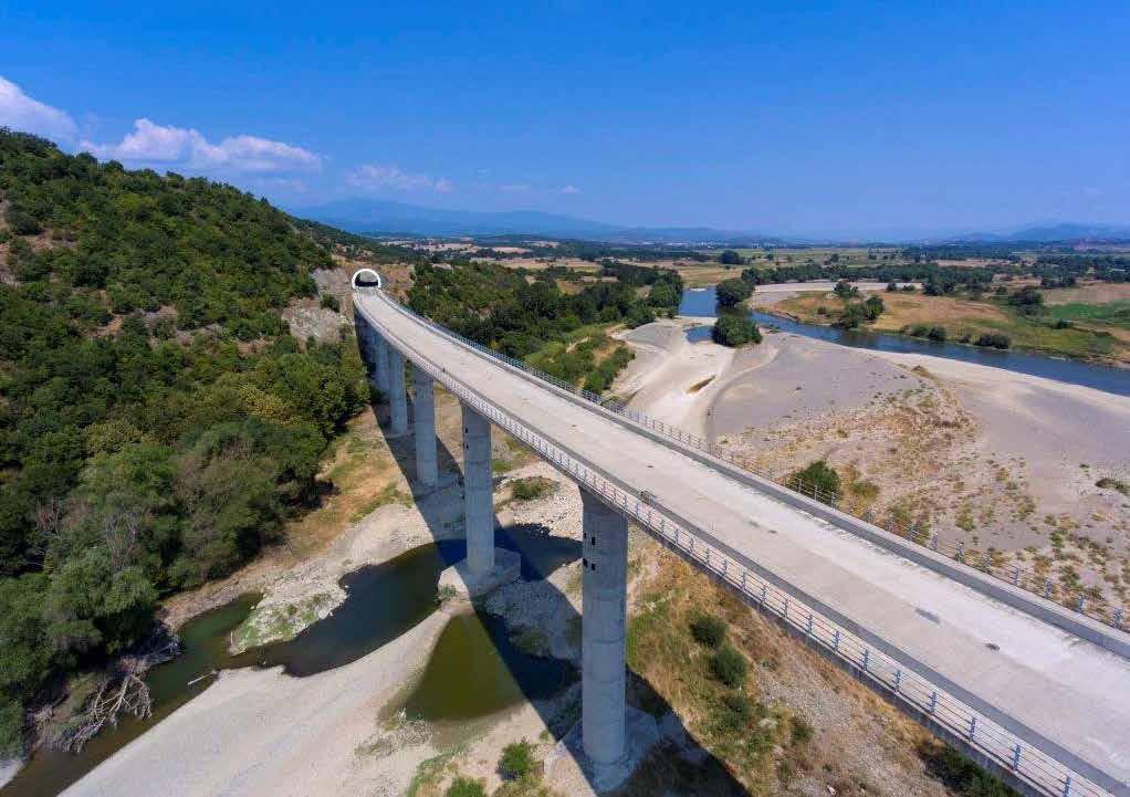 3. Η ΔΙΟΙΚΗΣΗ ΤΟΥ ΟΣΕ (01/01/2016-31/12/2016) 3. Η ΔΙΟΙΚΗΣΗ ΤΟΥ ΟΣΕ (01/01/2016-31/12/2016) Πρόεδρος Δ.Σ. & Διευθύνων Σύμβουλος ΠΑΝΑΓΙΩΤΗΣ ΘΕΟΦΑΝΟΠΟΥΛΟΣ (01/01/2016-21/03/2016) ΟΡΓΑΝΟΓΡΑΜΜΑ Πρόεδρος Δ.