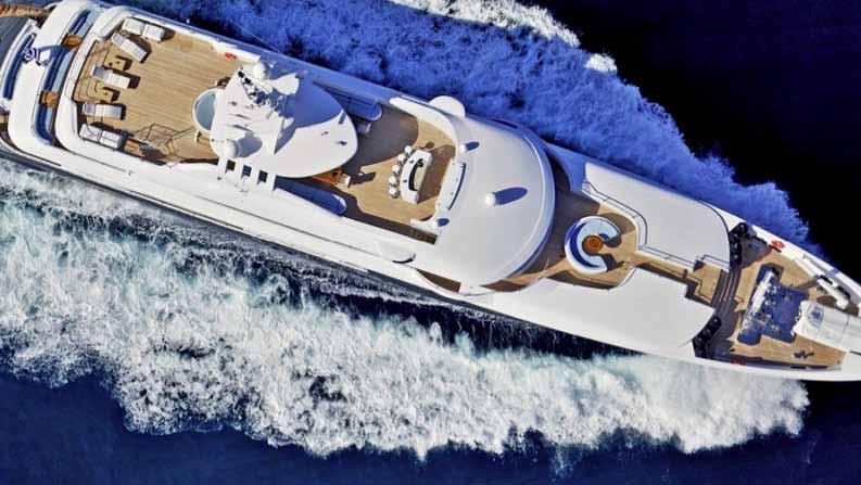 19 Ιδιωτικό Yacht