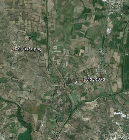 Σχήμα 3 9. Διευθετημένη κοίτη ρέματος Μεγάλο Ποτάμι (πηγή: Google Earth) Στην περιοχή κυριαρχεί ο αγροτικός χαρακτήρας, όπως και σε ολόκληρη τη μεσσηνιακή πεδιάδα.