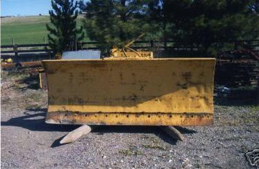 MESSARIS BULLDOZER 32