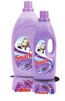 ορχιδέα» Spark concentrated fabric softner  concentrated fabric softner «essential oils - pink» 8 1,5 L 8 1,5 L 8 1,5 L 12 750 ml 12 750 ml Spark μαλακτικό ρούχων «spring sensation» Spark fabric