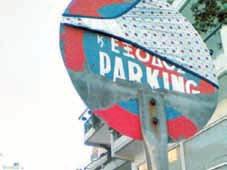 Επειτα από τόσα χρόνια που οδηγούν καθημερινά το ίδιο αυτοκίνητο, οι συγκεκριμένοι οδηγοί ίσως ανακαλύψουν ότι έχει και ηλεκτρικά παράθυρα ή ότι οι πόρτες ξεκλειδώνουν πατώντας ένα κουμπί που