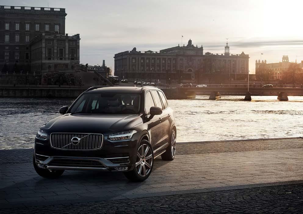 svet motorov Volvo XC90 vynovená legenda Mesiace špekulácií a roky presluhovania skončili. A nové Volvo XC90 vyzerá pekelne dobre. Veď sa rodilo celé tri roky a vývoj stál 11 miliárd dolárov.