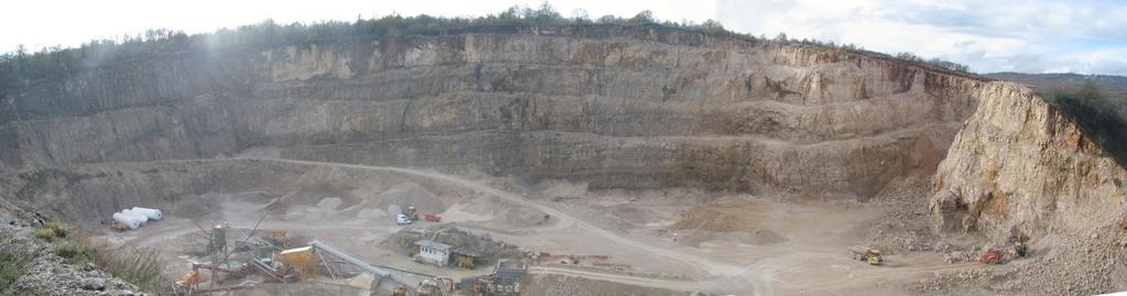 cm3/50 cm2 - upijanje vode 2,80 mas % - apsolutna poroznost 6,3 vol % - postojanost na mraz postojan Mineraloška determinacija organogeni vapnenac Upotrebljivost za proizvodnju.