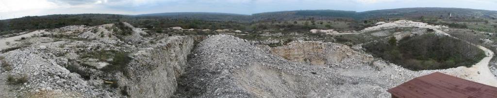 117 građevnog kamena. Geološka građa šireg područja je relativno jednostavna. Šire područje EP izgrađuju karbonatne naslage donje i gornje krede.