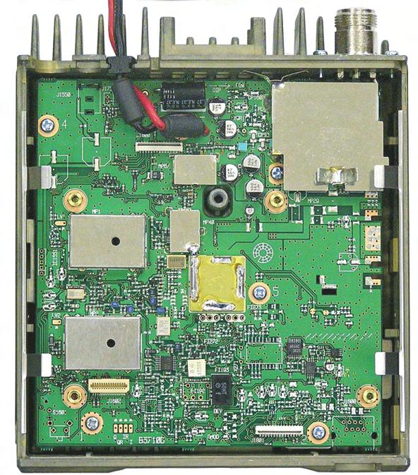 RX RF amplifier (Q1: N3418) 1st VO circuit RX 1st mixer (I71: µp2721gv)