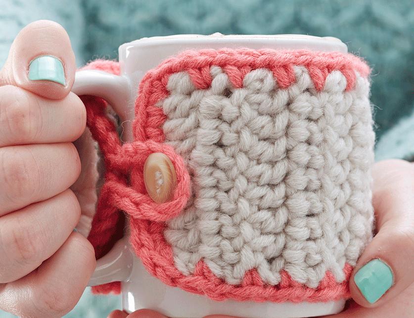 Πλέξιμο με βελονάκι - Crochet Το πλέξιμο με βελονάκι είναι μία μέθοδος δημιουργίας υφάσματος με τη σύζευξη βρόχων νήματος από μαλλί, βαμβάκι, ή άλλο υλικό, χρησιμοποιώντας ένα βελονάκι με άγκιστρο