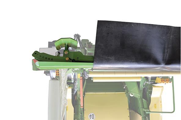 Pos: 37.57.6 /Ü berschriften/ü berschriften 3/A- E/B/Ballenaufsteller für den Arbeitseinsatz einkl appen @ 403\mod_4485226320_85.docx @ 286440 @ 3 @ Pos: 37.57.8 /BA/Inbetriebnahme/Rundballenpresse/Ball enwender, neu: Ballenaufsteller/Ball enaufsteller _Bedienung_Ball enaufstell er ei nklappen Bild @ 397\mod_44705549346_85.