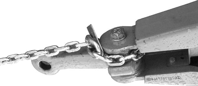 8 /BA/Beipacks/Sonstige/Sicherungskette 89kN/Sicherungskette am Traktor montieren Text @ 50\mod_362048347829_85.
