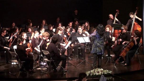 18. 26 Αυγοφςτου, άββατο - ΟΙΚΙΑ ΣΑΣΑΝΗ ΠΑΝΣΡΟΛΟΓΗΜΑΣΑ ΣΗΝ ΗΛΙΔΑ Παράςταςθ Καραγκιόηθ του Κϊςτα Μακρή με ηωντανι παραδοςιακι μουςικι 19.