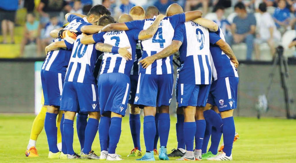 sporttime ΤΡΙΤΗ 17 ΝΟΕΜΒΡΙΟΥ 2015 ΠΟΔΟΣΦΑΙΡΟ SPORTS 35 Σήμερα με Λευκορωσία ΕΘΝΙΚΗ ΕΛΠΙΔΩΝ Με απογευματινή προπόνηση, στο γήπεδο που θα φιλοξενήσει τον σημερινό αγώνα με τη Λευκορωσία, ολοκλήρωσε