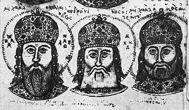 ΤΟΚΡΑΤΟΡ ΡΟΜΑΙΩΝ ΚΟΜΝΗΝΟΣ ΠΑΛΑΙΟΛΟ- ΓΟΣ. 8 Сигнатуре на ове две повеље идентичне су с натписима поред портрета Андроника II и Михаила IX у манастиру Трескавцу.