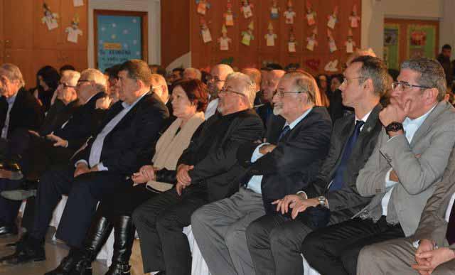 Μιχαηλάς, ο πρόεδρος της Ομοσπονδίας Στίβου (ΚΟΕΑΣ), κ. Αντώνης Δράκος, το μέλος του ΚΟΑ, κ. Άντρη Σιάλου, εκ μέρους του προέδρου του ΚΟΑ κ.