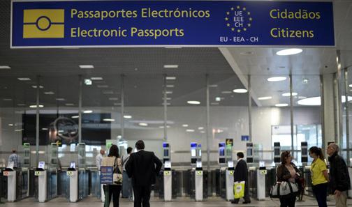 Τα έσοδα και οι διάφοροι τομείς δαπανών αναλυτικότερα 35 Τι διαπιστώσαμε Η Επιτροπή και τα κράτη μέλη έχουν σημειώσει πολύ αργή πρόοδο στις πληρωμές υπό επιμερισμένη διαχείριση από το ΤΑΜΕ και το ΤΕΑ.