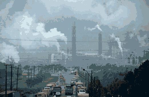 Ατμοσφαιρική ρύπανση o Η συστηματική επιβάρυνση της ατμόσφαιρας ξεκίνησε κατά τη Βιομηχανική Επανάσταση με την εντατική καύση ορυκτών καυσίμων.