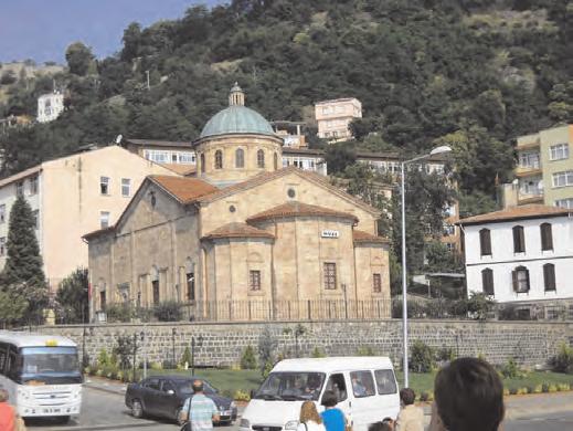 Η Κερασούντα κατά την αρχαιότητα ήταν μια καθαρά ελληνική πόλη, στην οποία, όπως μαρτυρούν τα αρχαία νομίσματά της, λατρεύονταν ο Δίας, ο Ποσειδώνας, ο Διόνυσος, ο Ασκληπιός, ο Ηρακλής και ο