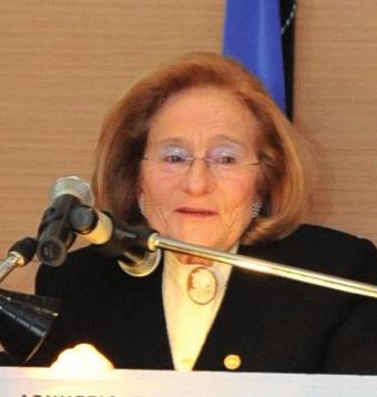 Καλλιόπη Χριστακάκου, η οποία μεταξύ άλλων εξήρε το σθένος και το ζήλο αυτού του ανθρώπου να ξεκινήσει κάτι καινούργιο στην πανεπιστημιακή