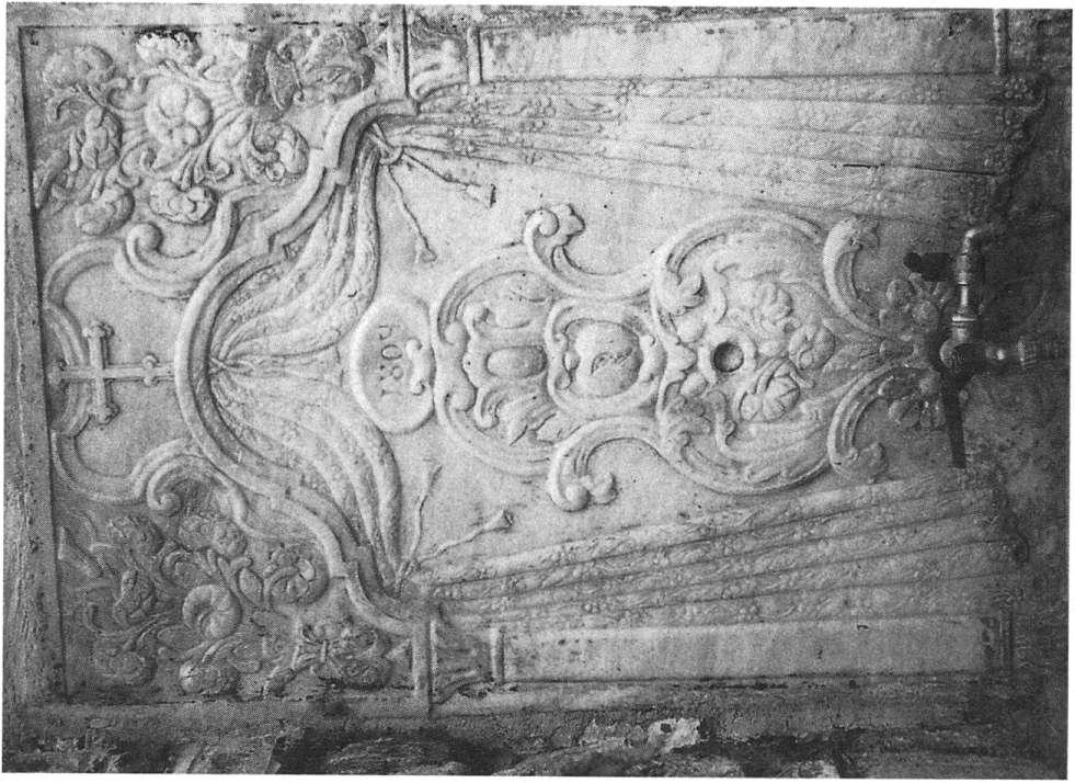 Κρήνη τράπεζας μονής Εσφιγμένου (1804).