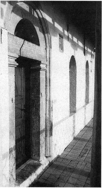 210 Δημ. A. Λιάκος Εικ. 9.