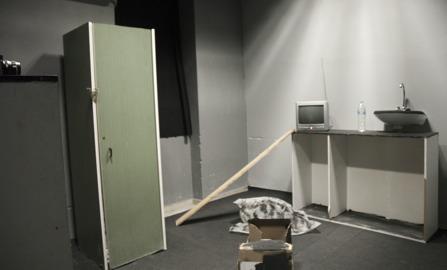 ΚΕΦΑΛΑΙΟ 4: Υλοποίηση Το πρωτότυπο παιχνίδι επαυξηµένης ηχητικής πραγµατικότητας «Είδωλα», υλοποιήθηκε και παρουσιάστηκε στην οµώνυµη εγκατάσταση κατά την διάρκεια του 3ου φεστιβάλ οπτικοακουστικών