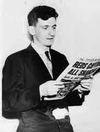 DAVID BOHM Εντάξει, ήτανε καλός φυσικός ο David Bohm! Κατάφερε να βοηθήσει πολύ στη διαμόρφωση της κβαντομηχανικής και της θεωρίας της σχετικότητας. Ακόμα είχε πολύ ενδιαφέρουσα συμβολή.