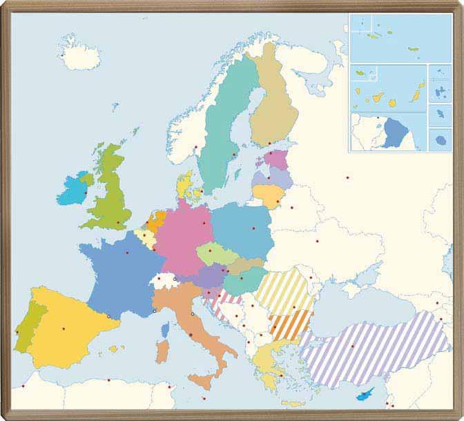 Unioni europian dhe fqinjët e tij Çelsi: Vendet e ngjyrosura janë anëtarët e Unionit Europian (UE) Vendet e shënuara me vija planifikojnë të bashkohen me UE Vendet e tjera janë fqinje të UE Pikat
