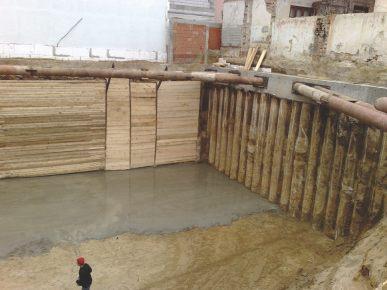 400 mm (L=12 m)/excavaţie 25.000 mc Client: ADVANCE DEVELOPMENT S.R.L / Proiect: Imobil Str. Vasile Lascăr, Bucureşti Valoare estimativă: 220.000 Euro / Detalii: excavaţie 6.