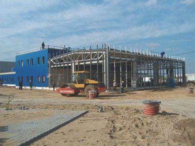 2.2.4 Retail Client: MEP CONSTRUCT INTERNATIONAL S.R.L Proiect: Showroom Automobile AAA AUTO Valoare estimativă: 400.