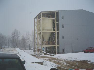 2.4 Confecţii metalice Client: Star Multitrade din grupul STRACO Proiect: Hală prelucrare calcar P+3 Câmpulung - Valea Mare - Prăvat, jud. Argeş Valoare estimativă: 1.100.