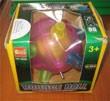 9 0009/10 Ουγγαρία Προϊόν: Παιχνίδι - μπάλα αναπήδησης που εκπέμπει ήχο και φως. Μάρκα: G 9000 No.4608 Περιγραφή: Μπάλα αναπήδησης από διαφανές πλαστικό υλικό που φέρει ακίδες από μαλακό πλαστικό.