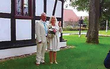 Ο γάμος της κας Μαριάνας Γκέκη, από την ΕΜ Βιομηχανικών Μηχανημάτων, με τον κ. Δημήτρη Μίντζα έγινε τέλη Ιουλίου στο Ξυλόκαστρο.