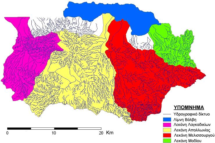 Έπειτα, η εφαρµογή Basin αναγνωρίζει τις ράχεις στην εκάστοτε περιοχή και χρησιµοποιώντας το αρχείο κατεύθυνσης ροής, εντοπίζει όλα τα εικονοστοιχεία που ανήκουν στην ίδια λεκάνη απορροής [url31].
