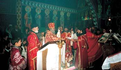 Εκ μέρους μιᾶς εὐγενοῦς κυρίας, παπικῆς στὸ δόγμα, ἡ ὁποία ἀπεβίωσε πρόσφατα, διετέθη στὴν Ορθόδοξη Επαρχία τῆς Πιστόϊα μία πολύτιμη Φιάλη, περιέχουσα Αἷμα τοῦ Αγίου Παιδομάρτυρος Μοδεστίνου,