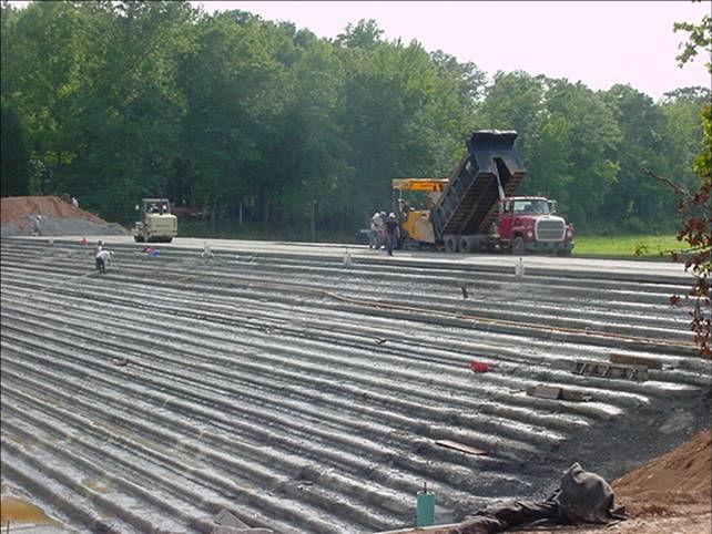 Kmpnente mešavine za vu vrstu betna su: Cement (manja kličina) + leteći pepe (k 50% mase cementa) +