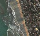 Δορυφορικές Εικόνες που δείχνουν την άφιξη του τσουνάμι που εκδηλώθηκε στον Ινδικό Ωκεανό το 2004, μετά τον