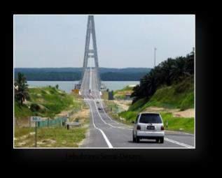 Stesen kereta api penumpang utama di negeri Johor ialah Segamat, Kluang, Kulai, Kempas Baru dan JB Sentral manakala laluan bagi tujuan logistik iaitu dari Kempas Baru Terminal PTP dan Kempas Baru